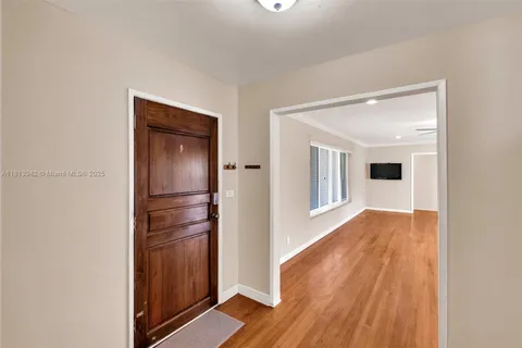 386 NE 99th St # 1, Miami Shores FL 33138
