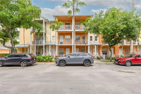 365 SW 13th # 365, Fort Lauderdale FL 33312