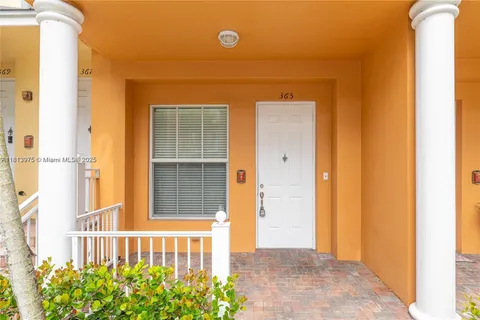 365 SW 13th # 365, Fort Lauderdale FL 33312