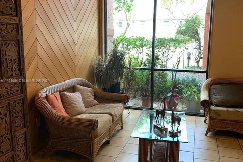 20850 San Simeon Way # 5, Miami FL 33179