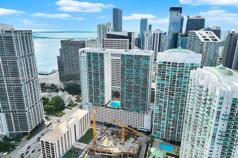 55 SE 6th St # 1701, Miami FL 33131