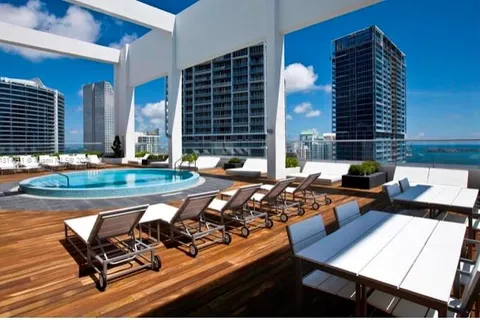55 SE 6th St # 1701, Miami FL 33131