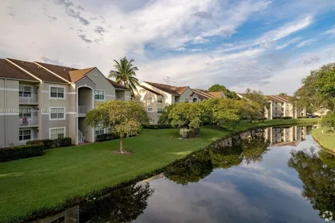 7575 Hampton Blvd # 7753, North Lauderdale FL 33068
