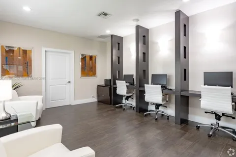 7575 Hampton Blvd # 7753, North Lauderdale FL 33068