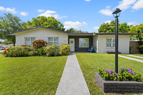 9200 SW 178th Ter, Palmetto Bay FL 33157