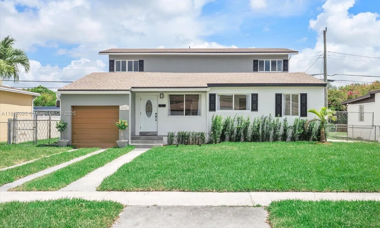 6221 NW 37th Ter, Virginia Gardens FL 33166