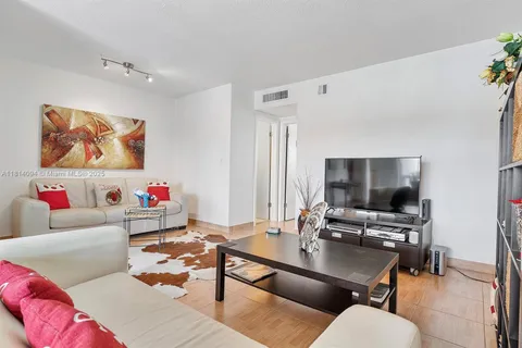 2400 S Ocean Dr # 309, Hollywood FL 33019