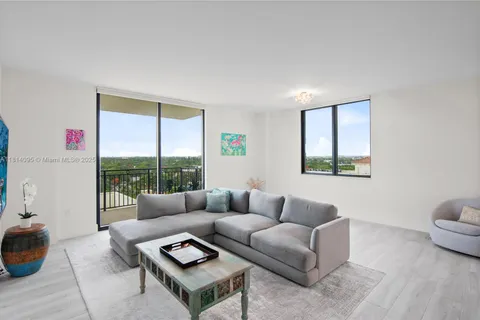 1300 Ponce De Leon Blvd # 1009, Coral Gables FL 33134