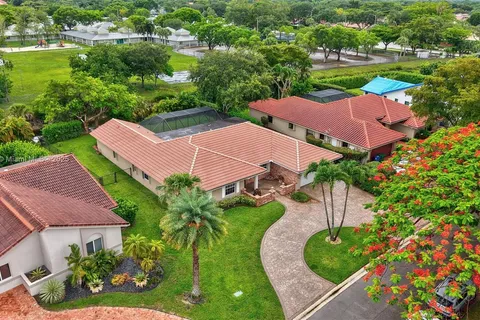 5655 NW 86th Ave, Coral Springs FL 33067