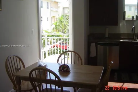 358 SW 14th Ave # 0, Fort Lauderdale FL 33312