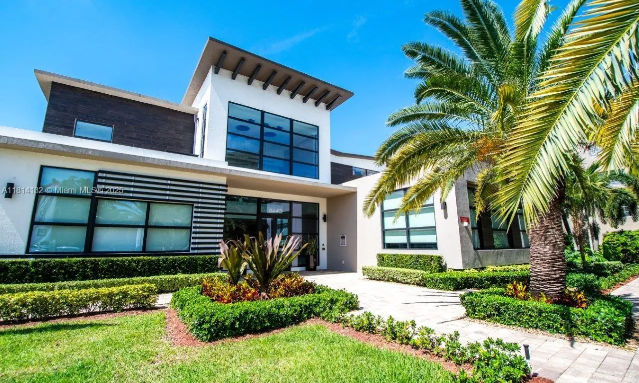 8300 N Sherman Cir # D506, Miramar FL 33025