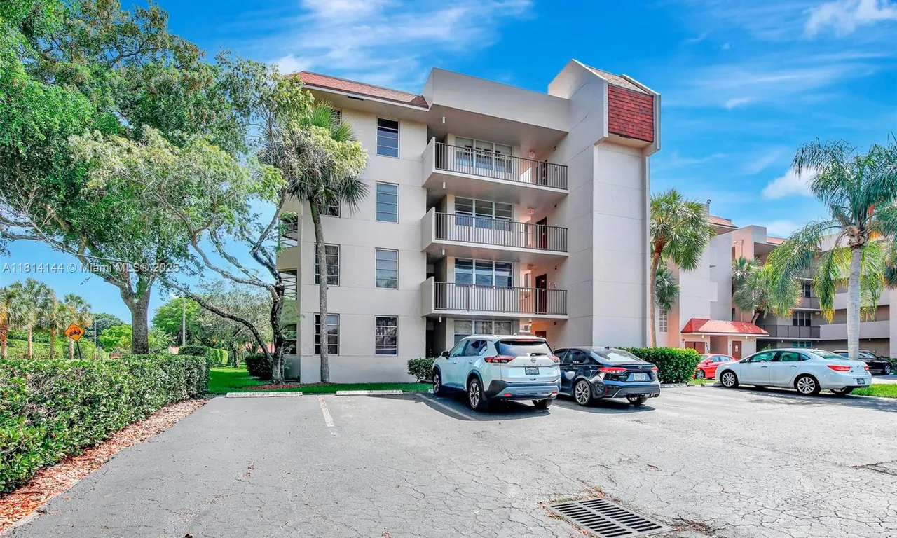 9510 Seagrape Dr # 101, Davie FL 33324