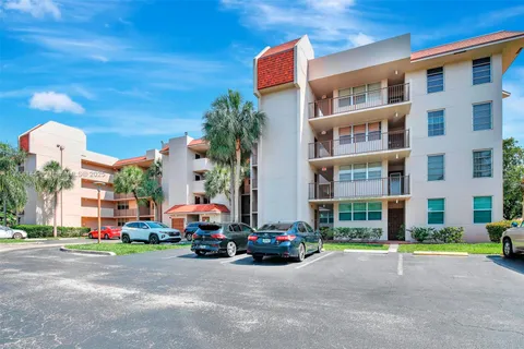9510 Seagrape Dr # 101, Davie FL 33324