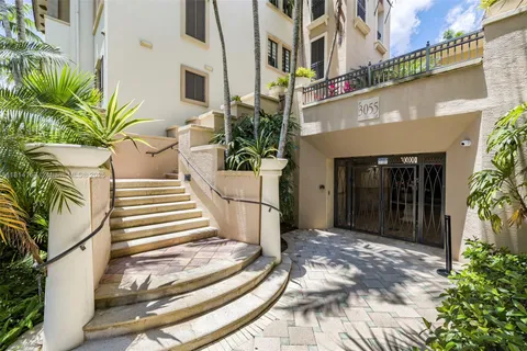 3055 NW 126th Ave # 303, Sunrise FL 33323