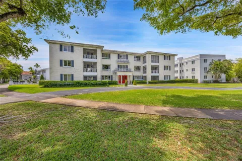 2825 Granada Blvd # 3B, Coral Gables FL 33134