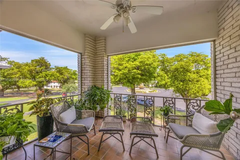 2825 Granada Blvd # 3B, Coral Gables FL 33134