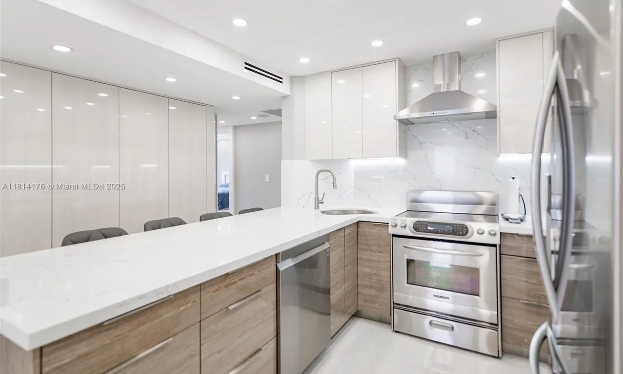 1985 S Ocean Dr # 16Q, Hallandale Beach FL 33009