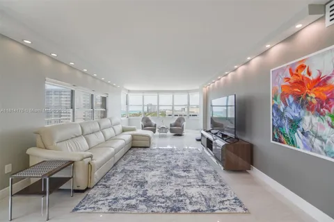 1985 S Ocean Dr # 16Q, Hallandale Beach FL 33009
