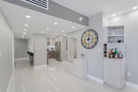 1985 S Ocean Dr # 16Q, Hallandale Beach FL 33009