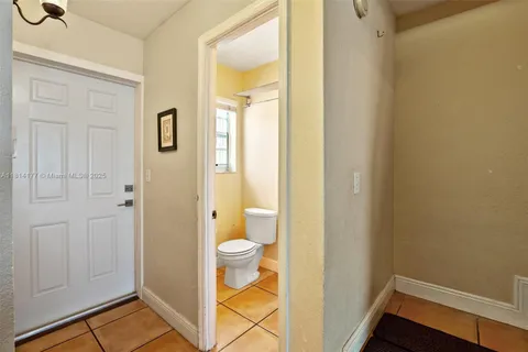 6703 N Kendall Dr # 406, Pinecrest FL 33156
