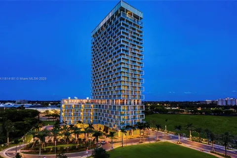 2000 Metropica Way # 1904, Sunrise FL 33323