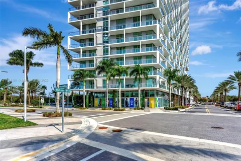 2000 Metropica Way # 1904, Sunrise FL 33323