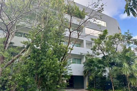 2694 INAGUA AV # 504, Miami FL 33133