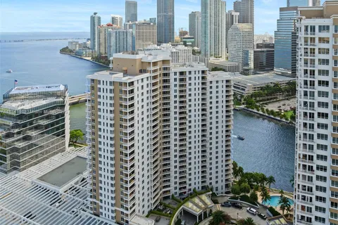 701 Brickell Key Blvd # 1605, Miami FL 33131