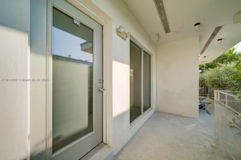 1568 Pennsylvania # 325, Miami Beach FL 33139