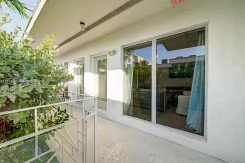 1568 Pennsylvania # 325, Miami Beach FL 33139