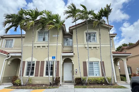 10833 NW 83rd St # 2, Doral FL 33178