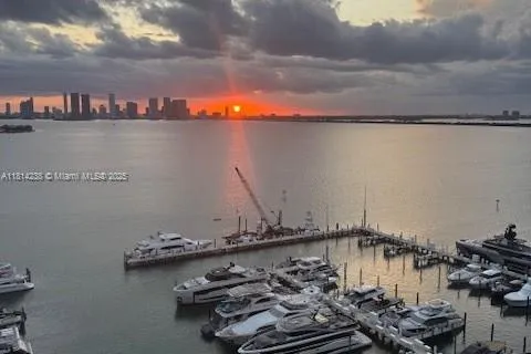 1900 Sunset Harbour Dr # 1814, Miami Beach FL 33139