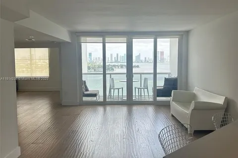 1900 Sunset Harbour Dr # 1814, Miami Beach FL 33139