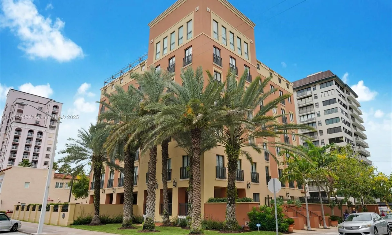 711 Biltmore Way # 402, Coral Gables FL 33134