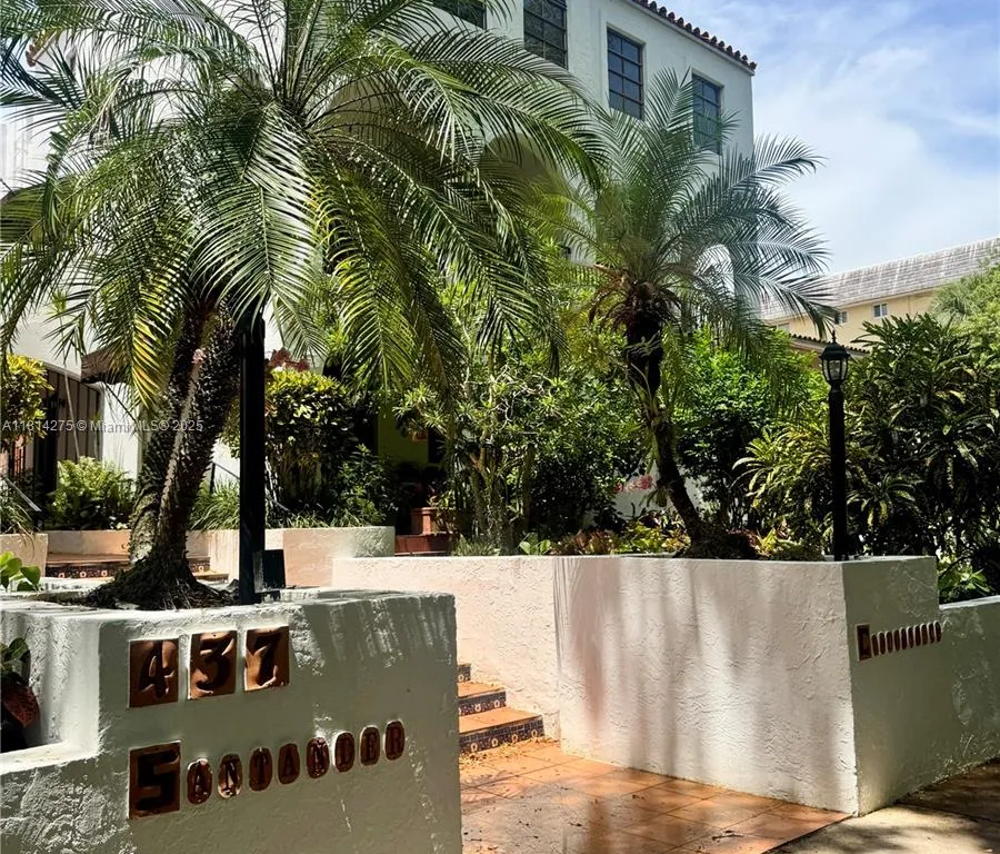 437 Santander Ave # G, Coral Gables FL 33134