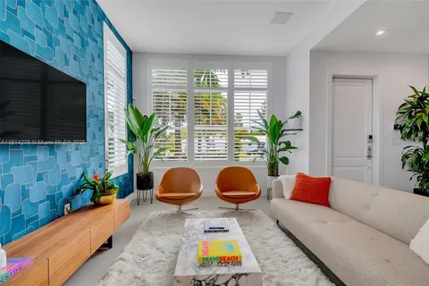 3404 Ponce De Leon Blvd # 3404, Coral Gables FL 33134