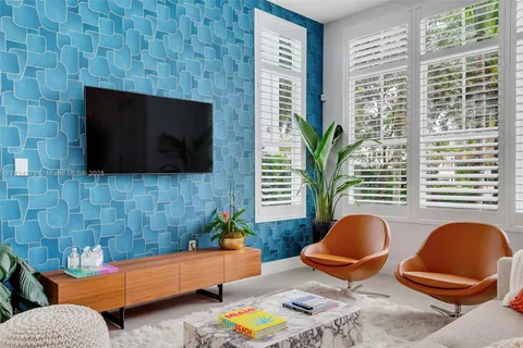 3404 Ponce De Leon Blvd # 3404, Coral Gables FL 33134