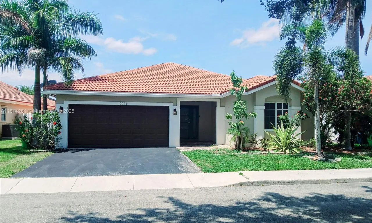 12773 NW 11th Ct, Sunrise FL 33323
