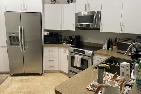5500 NW 90th Ter, Sunrise FL 33351