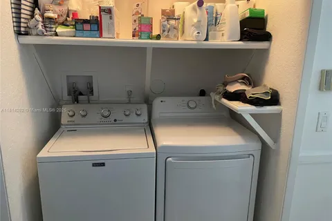 5500 NW 90th Ter, Sunrise FL 33351