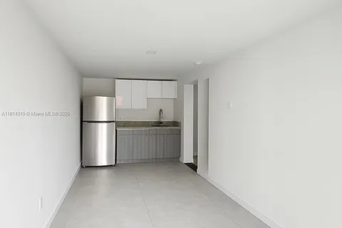 1601 NW 36th Ave # 3, Miami FL 33125