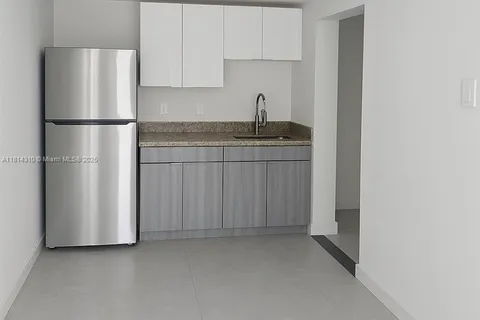 1601 NW 36th Ave # 3, Miami FL 33125