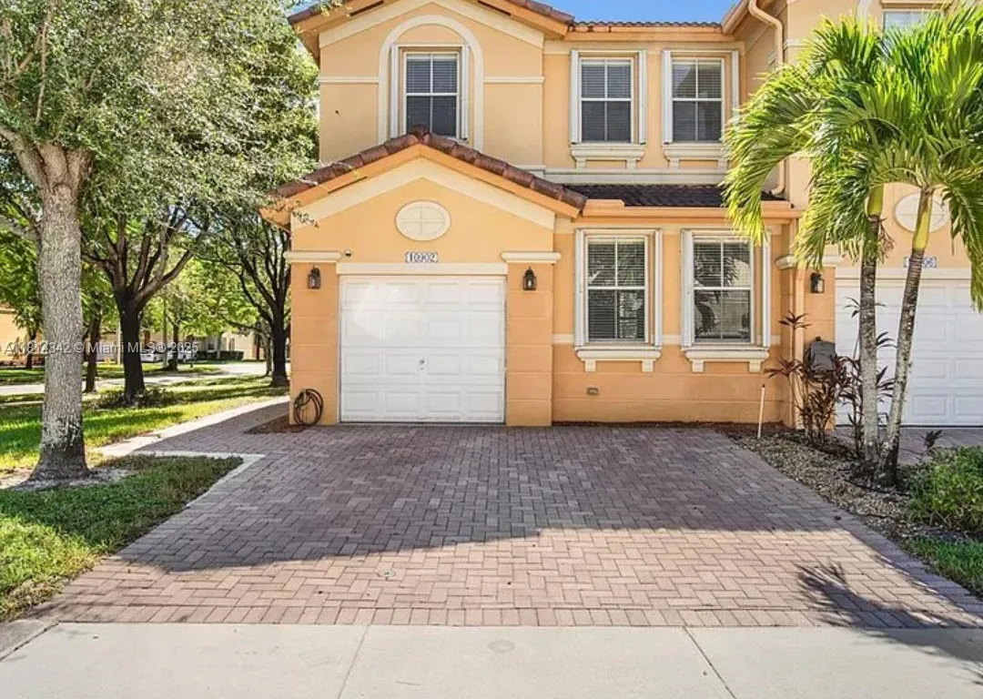 10902 NW 79th St # 10902, Doral FL 33178
