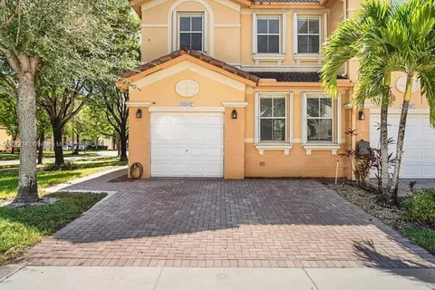 10902 NW 79th St # 10902, Doral FL 33178