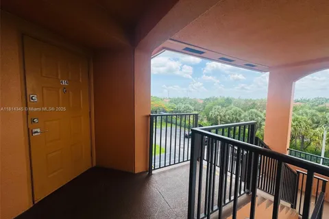 701 SW 142nd Ave # 414S, Pembroke Pines FL 33027