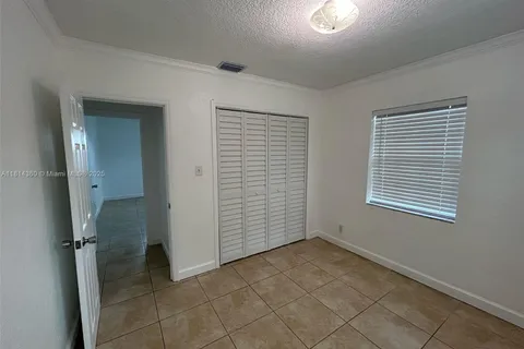 8840 SW 38th St # 8840, Miami FL 33165