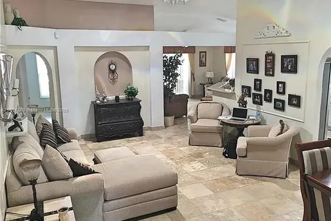 232 Elgin Blvd, Davenport FL 33897