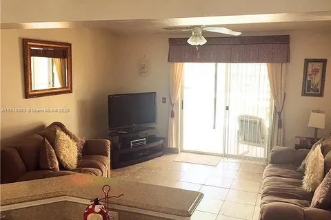 232 Elgin Blvd, Davenport FL 33897