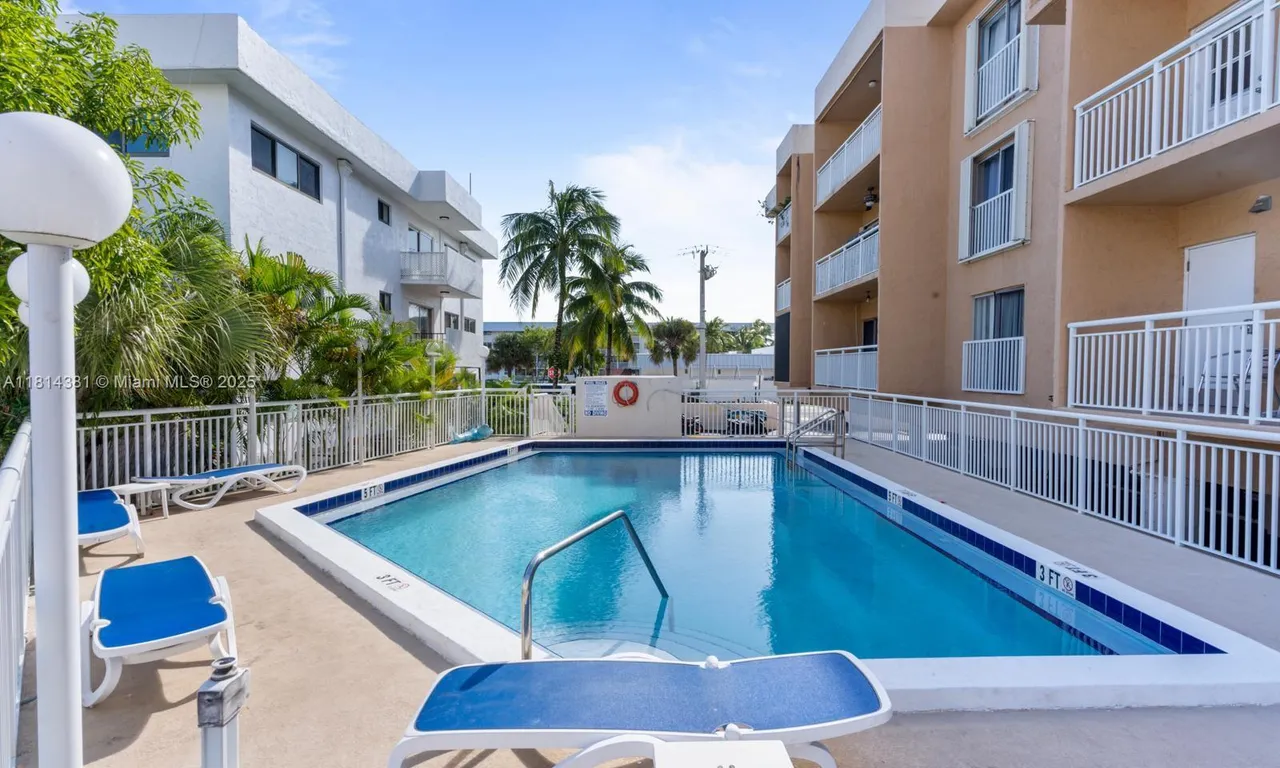 17051 NE 35th Ave # 109, North Miami Beach FL 33160