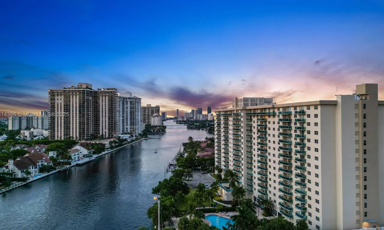 19390 Collins Ave # 7, Sunny Isles Beach FL 33160
